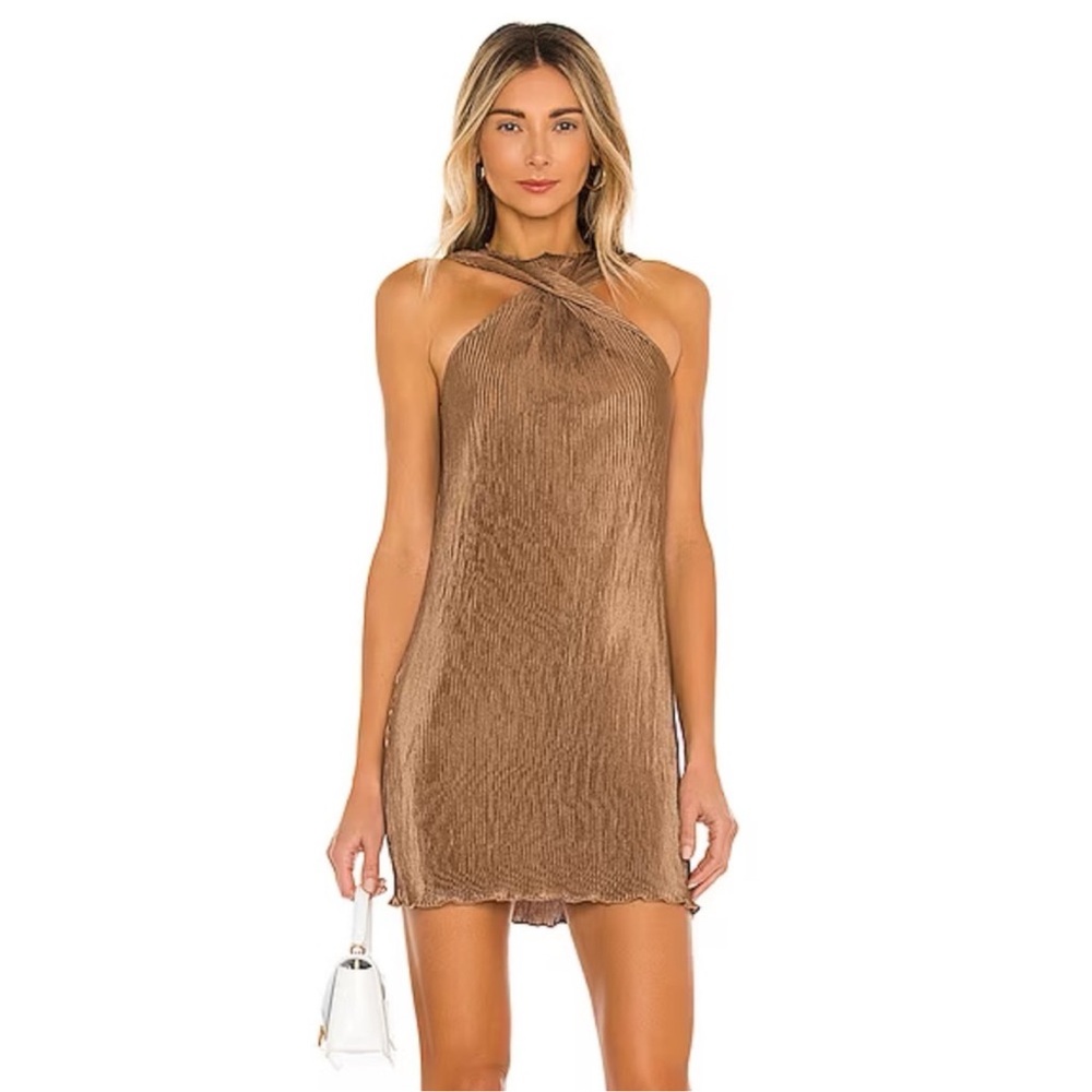 My birthday dress! The most flattering mini dress 👗 💕